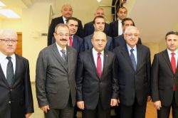 Bakan Fikri Işık Gaziantep Organize Sanayi Bölgesini ziyaret etti foto