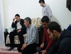 Em li ba xelkê mexdûr in