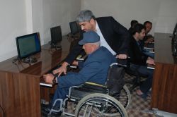 Batman’da engelliler bilgisayar öğreniyor