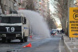 Demirtaş’ın çağrısından sonra Diyarbakır karıştı foto