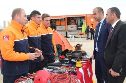 AFAD Van’da açık hava sergisi düzenledi video