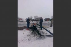 Eriyen kar su baskınına neden oldu