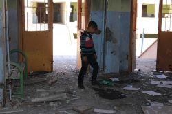 Çatışmalar nedeniyle Cizre'de eğitim kurumları çöktü video