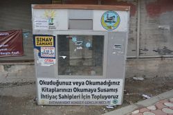 Kitap kabininin atılmasına tepki