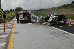 Tarsus-Adana-Gaziantep otoyolunda trafik kazası: 2 ölü foto