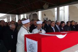 İdil’de hayatını kaybeden uzman çavuş Elazığ’da defnedildi video