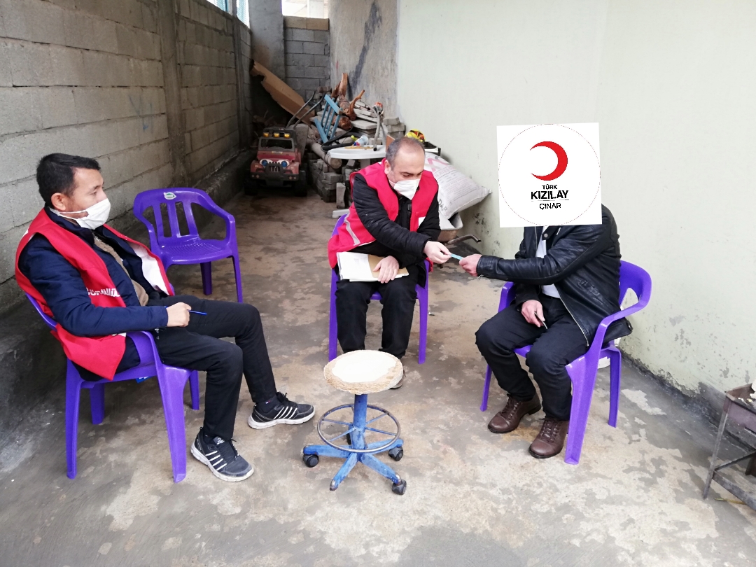 Kızılay'dan Çınar'da yetim ve engellilere yardım