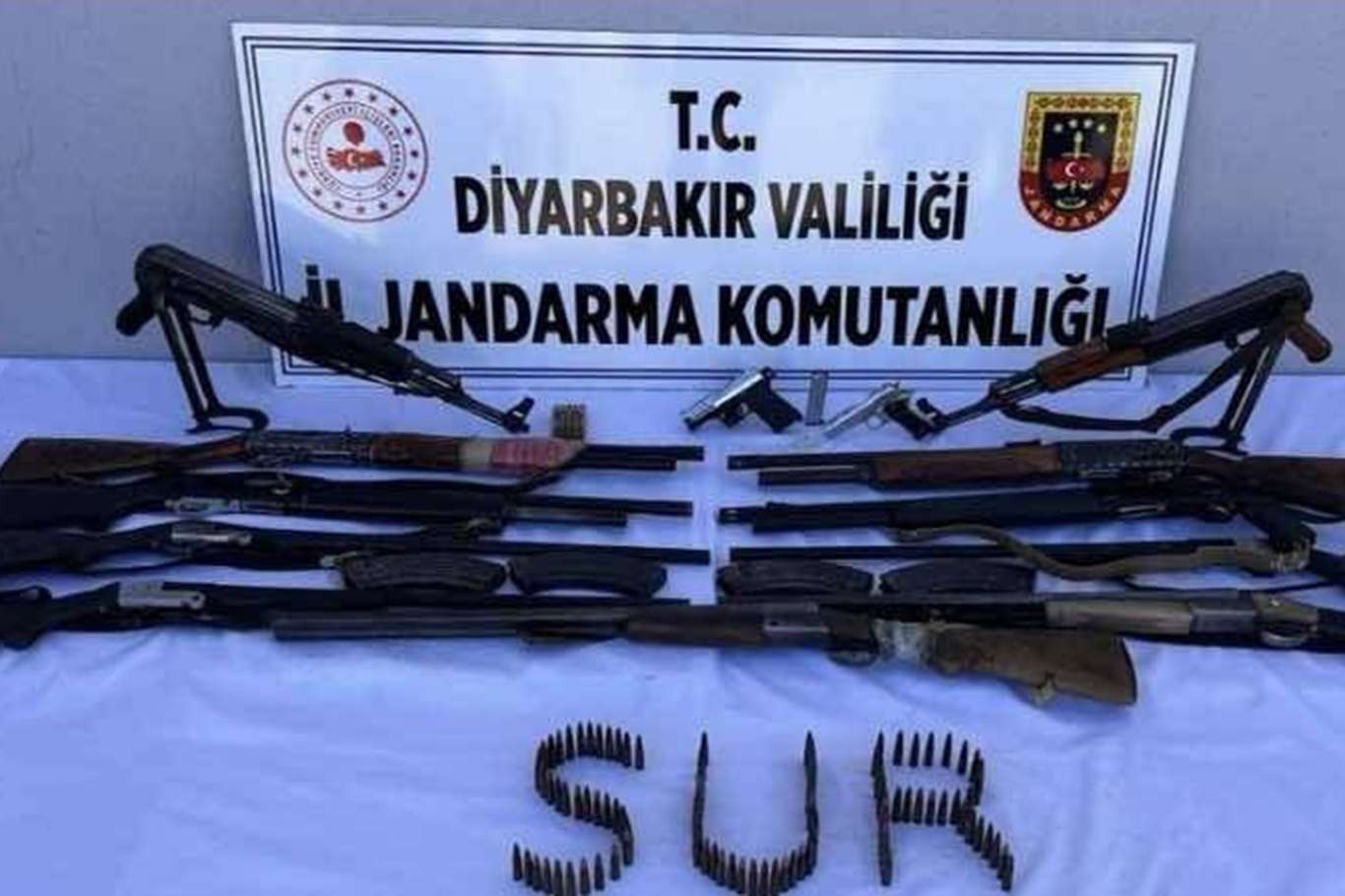 diyarbakir-da-silah-kacakciligi-operasyonu1655274896.jpg